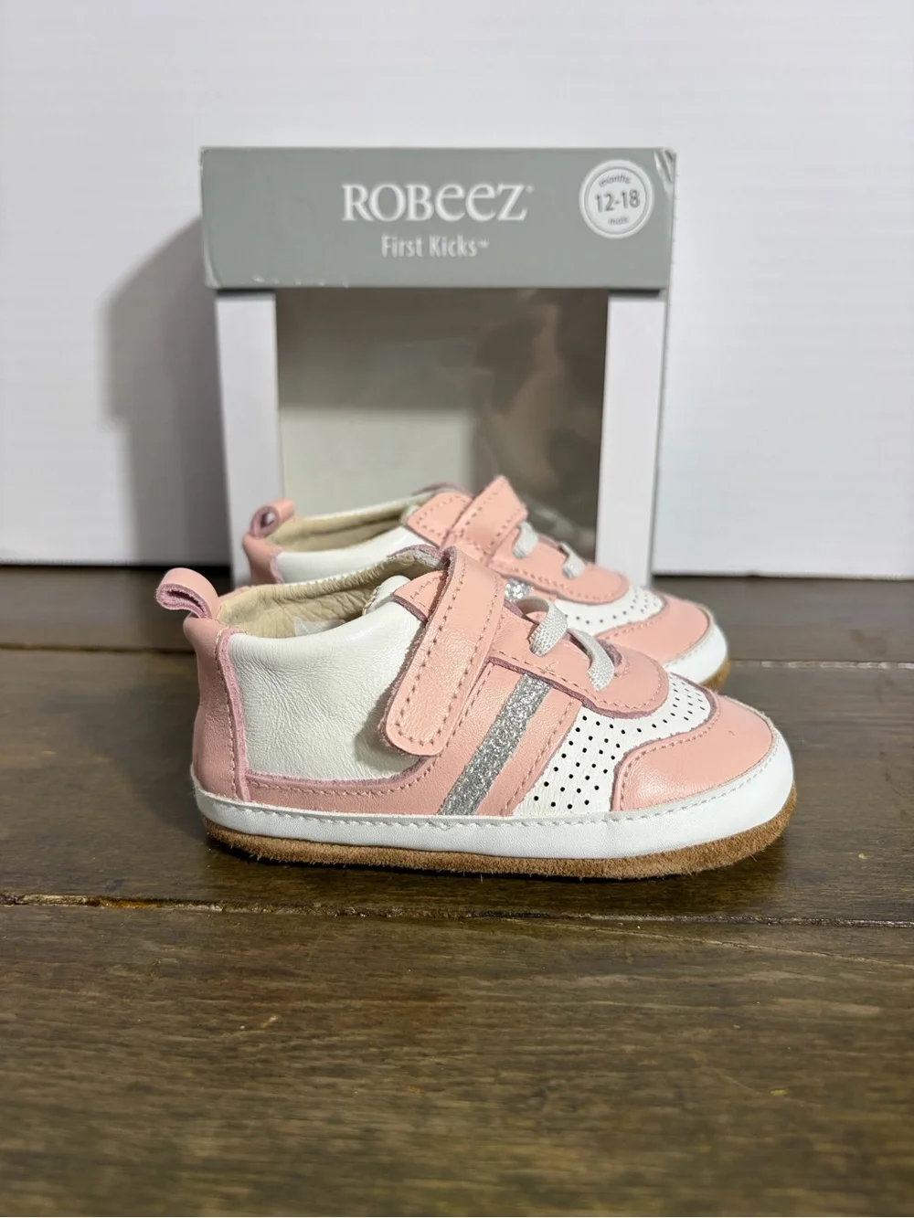 NEW Robeez First Kicks Baby Girl Sneakers in Eliza Pink Size 12-18 months
